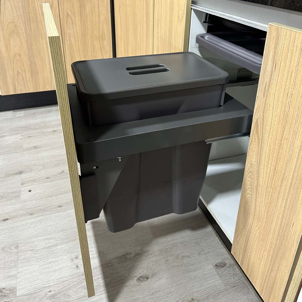 Basurero 1 Contenedor Extraíble con Tapa (30 L)