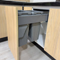 Basurero Reciclaje 2 Contenedores Gris Anclado a Puerta (36 L)